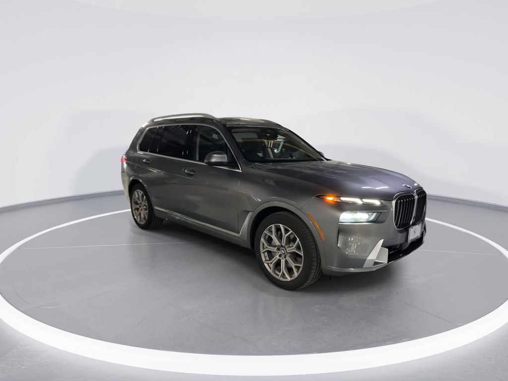 2025 BMW X7 xDrive40i 2