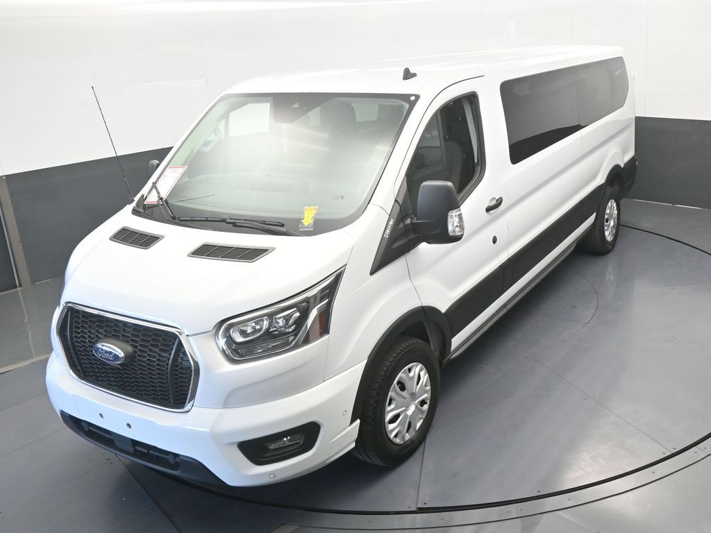 Used 2023 Oxford White Ford XLT image 41