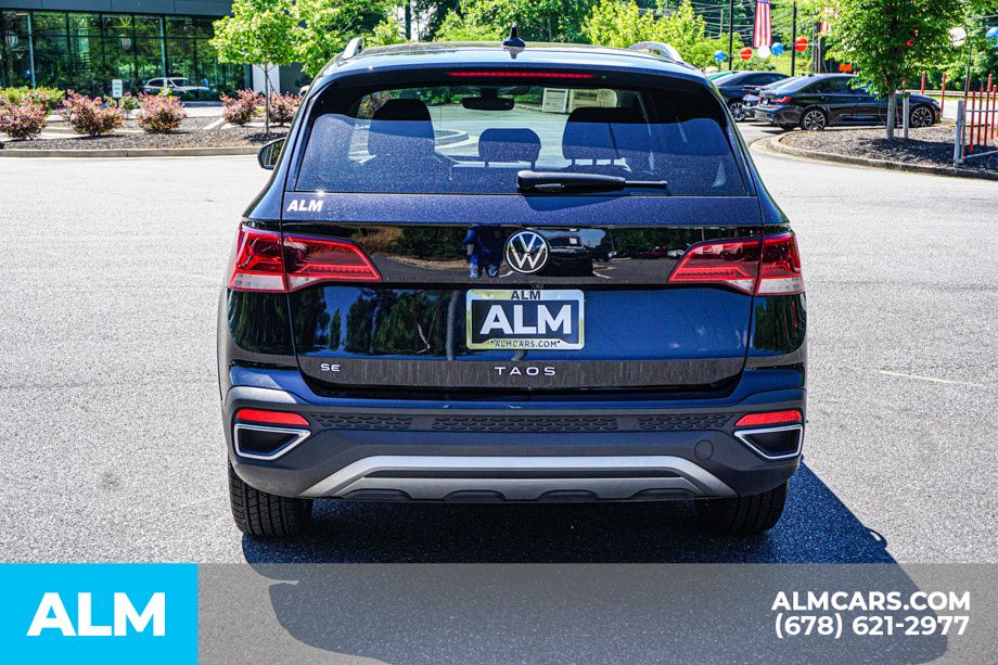 2024 Volkswagen Taos SE - Photo 11