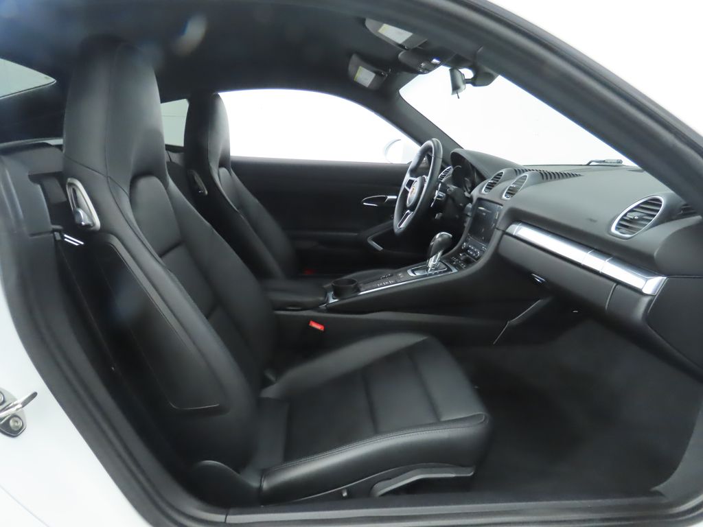 Thumbnail: 2019 Porsche 718 Cayman - 20