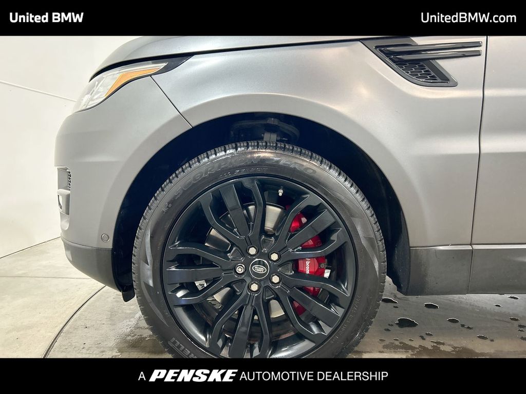 Thumbnail: 2016 Land Rover Range Rover Sport - 10