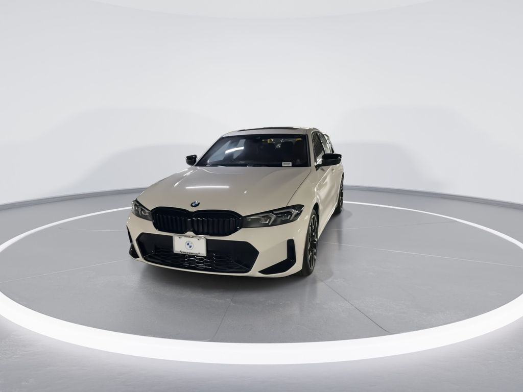 Thumbnail: 2025 BMW 3 Series - 3