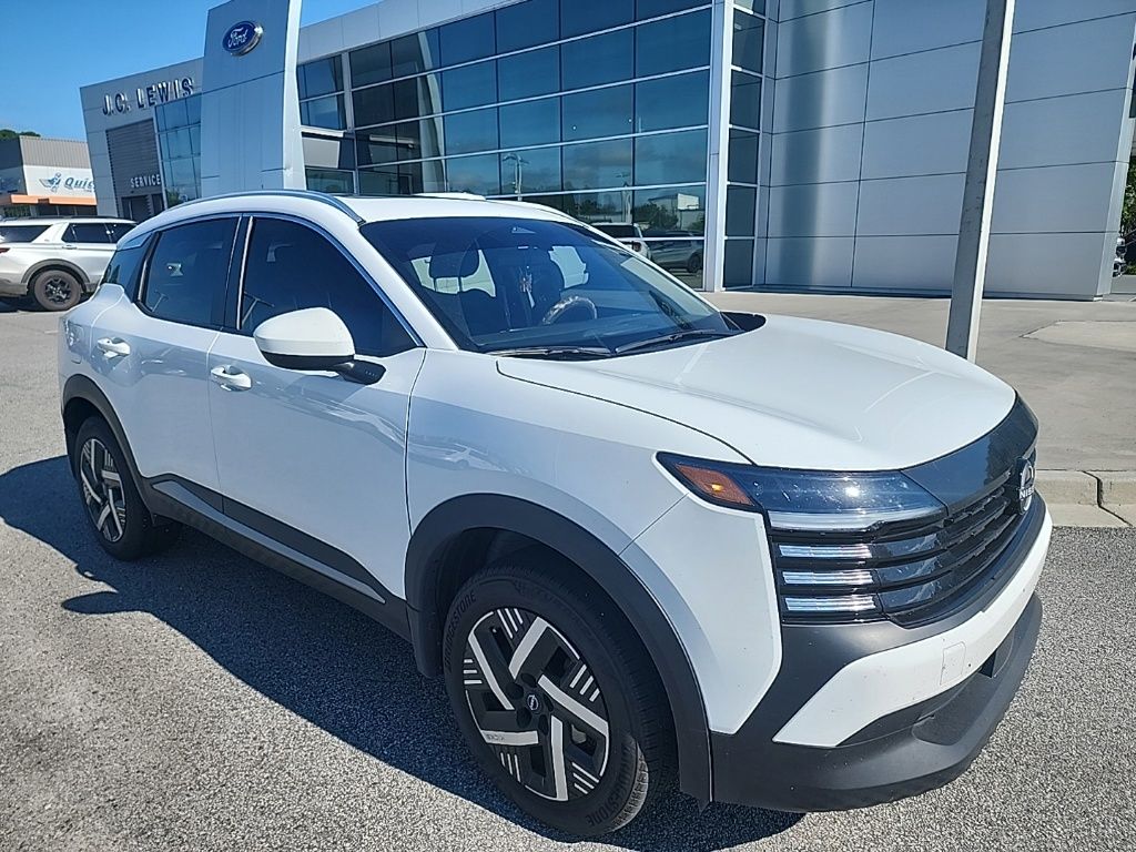 2025 Nissan Kicks SV