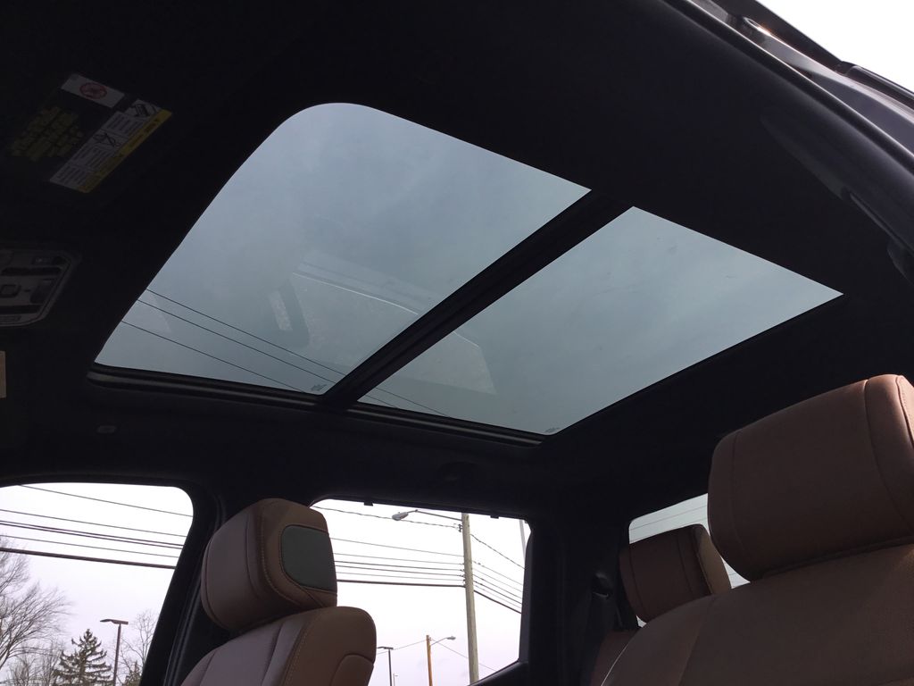 Thumbnail: 2025 Toyota Tundra - 13