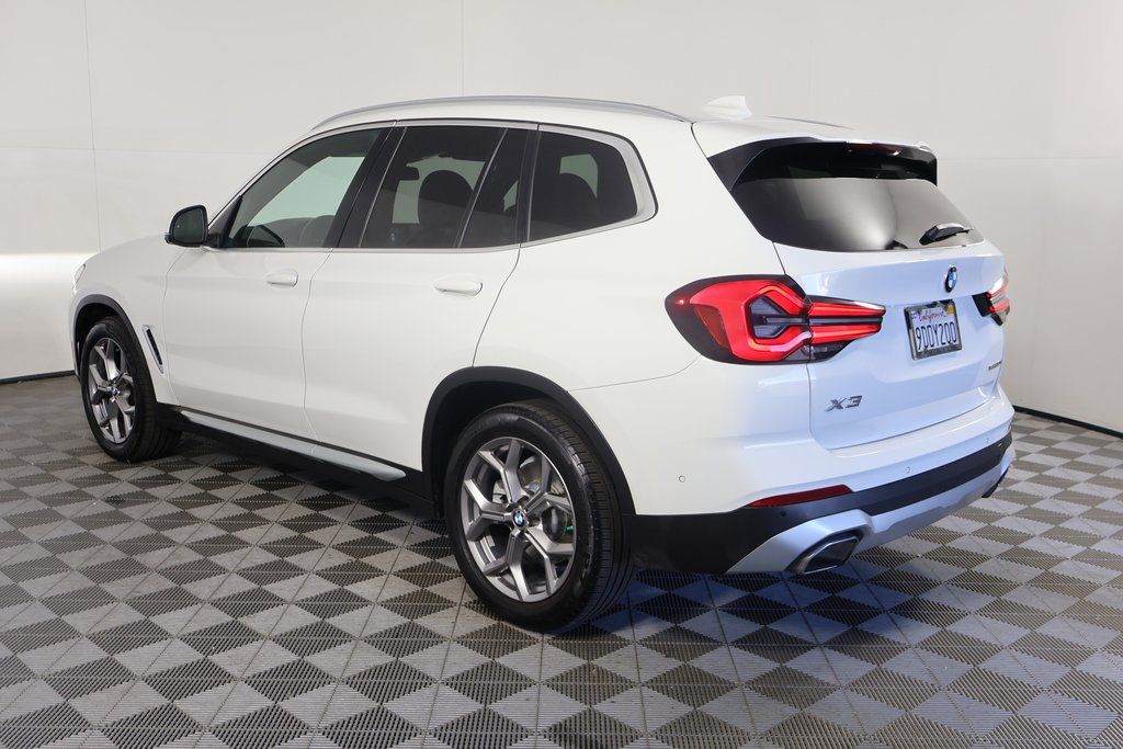 Thumbnail: 2023 BMW X3 - 6