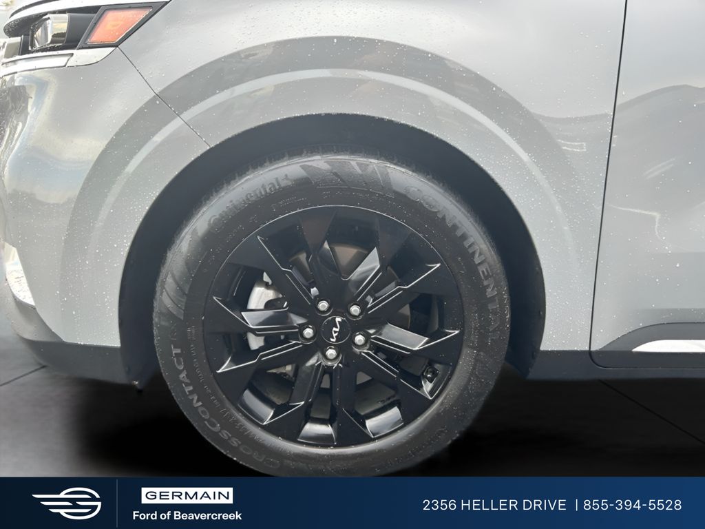 Used 2024 White Kia SX Prestige image 30