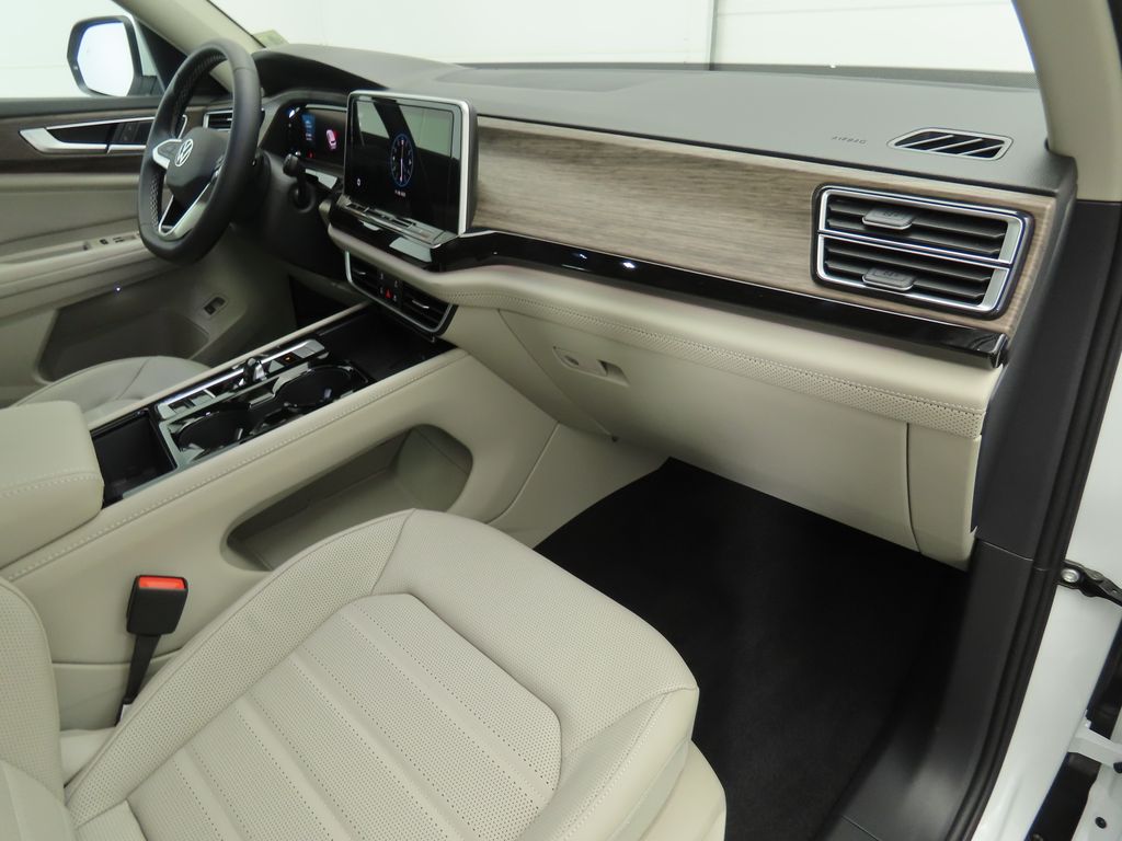 Thumbnail: 2026 Volkswagen Atlas - 18