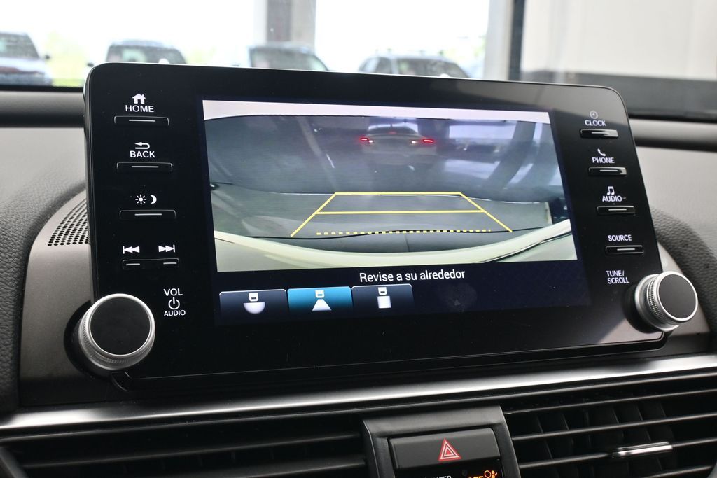 Used 2021 White Honda LX image 18