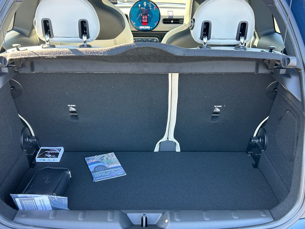 Thumbnail: 2026 MINI Cooper - 31