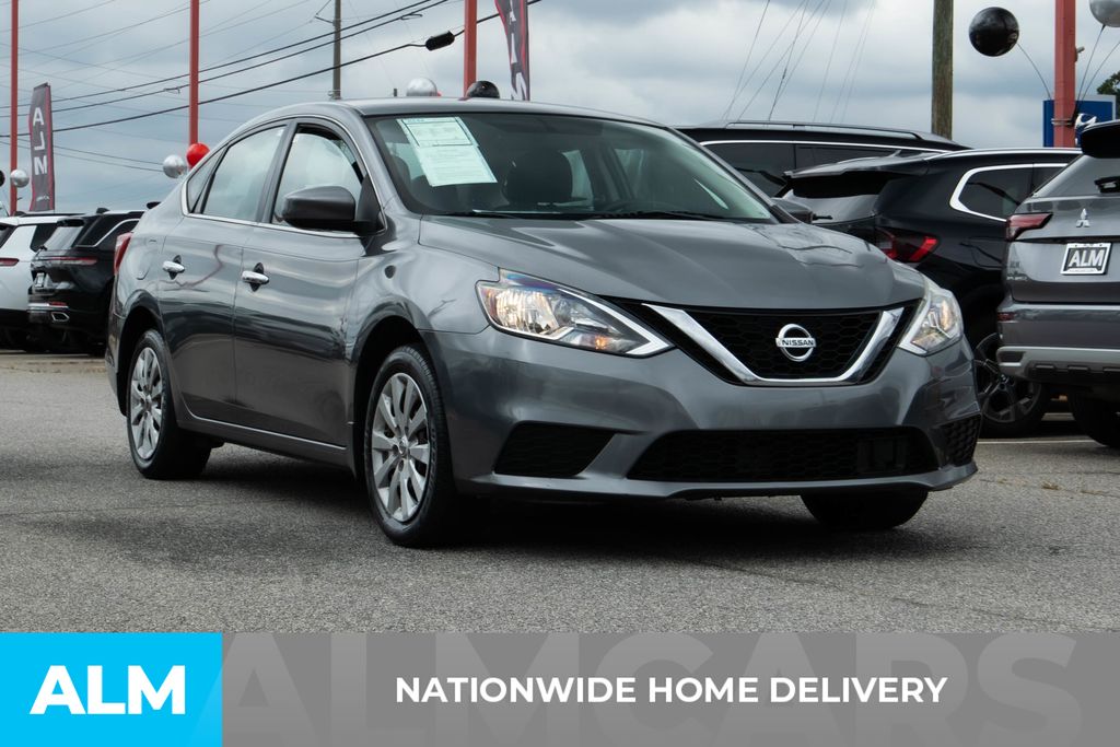 2019 Nissan Sentra S photo 3