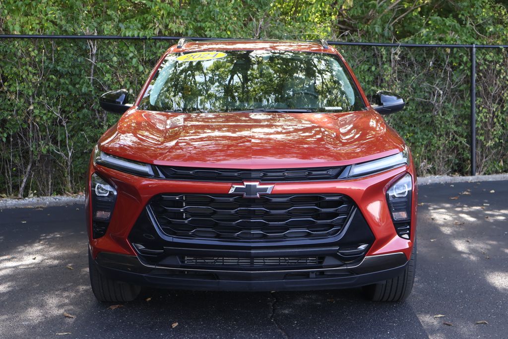 Thumbnail: 2024 Chevrolet Trax - 2