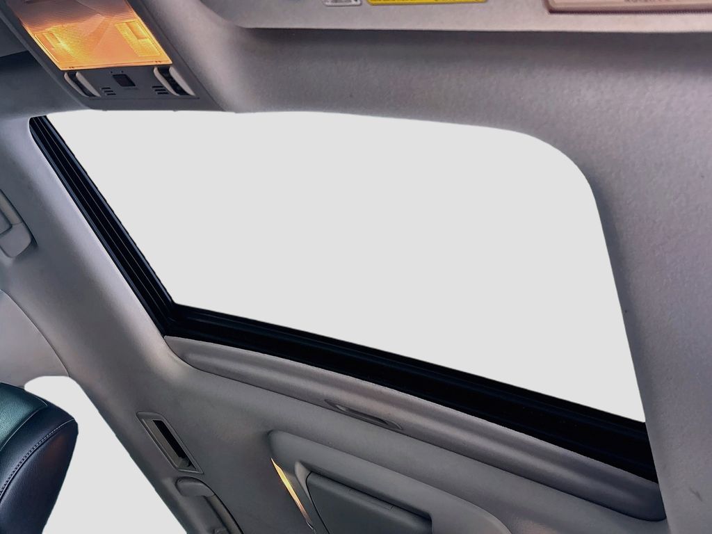 Thumbnail: 2015 Toyota Land Cruiser - 18