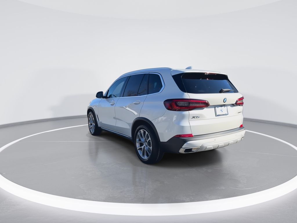 Thumbnail: 2023 BMW X5 - 6