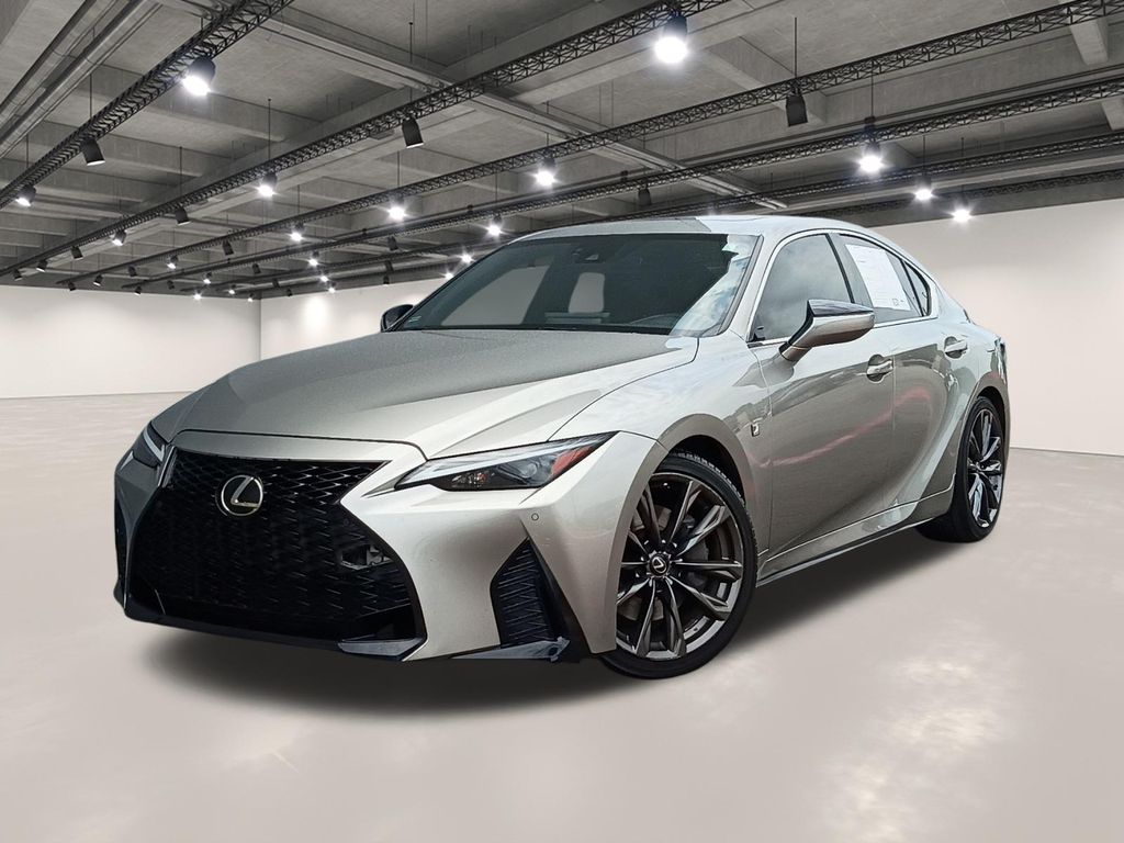 2021 Lexus IS