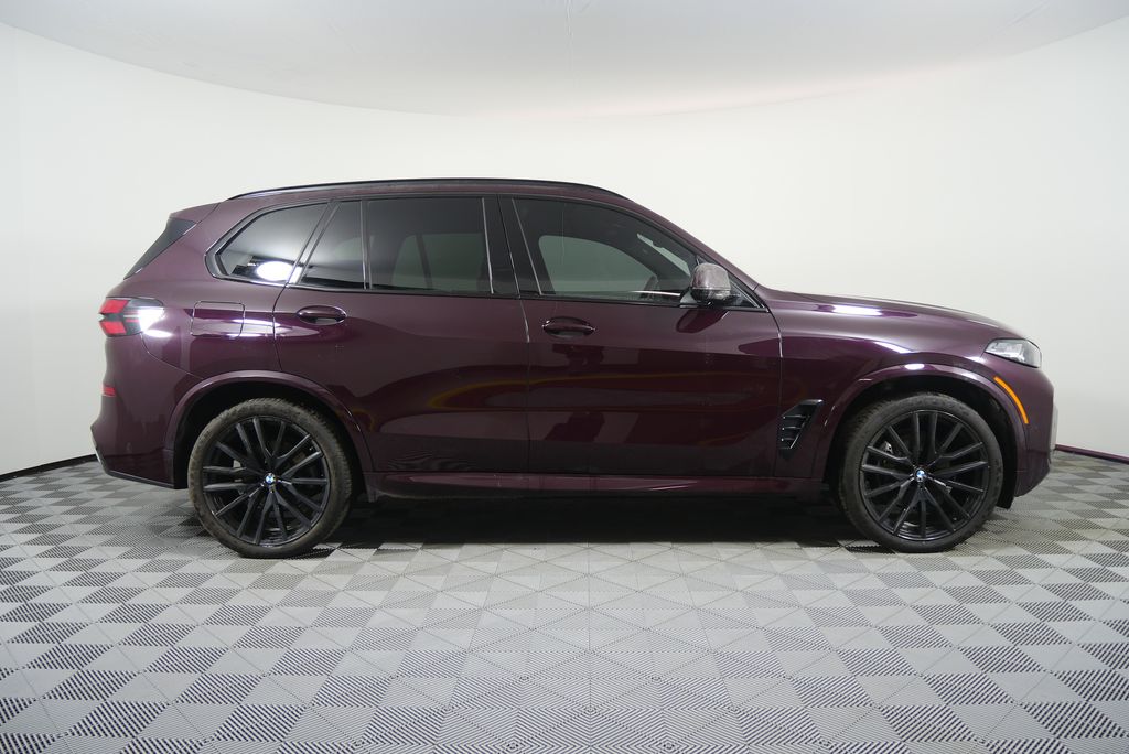 Thumbnail: 2024 BMW X5 - 2
