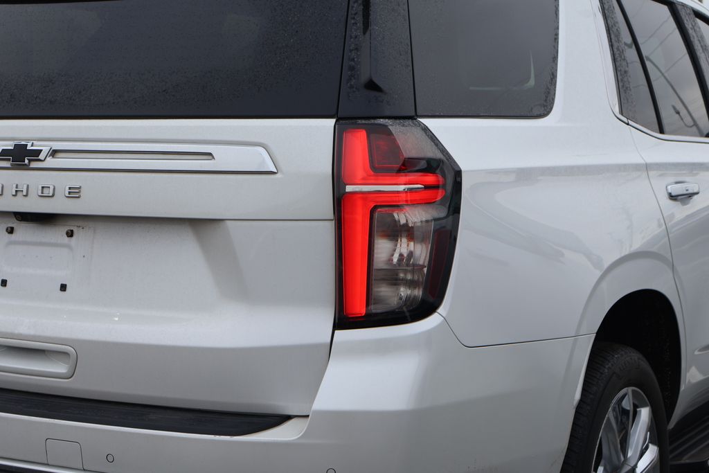 Thumbnail: 2022 Chevrolet Tahoe - 8