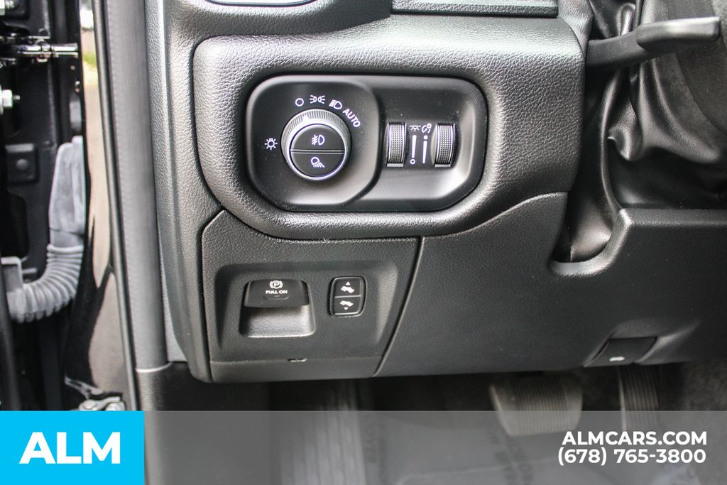 Used 2025 Black Ram Laramie image 27