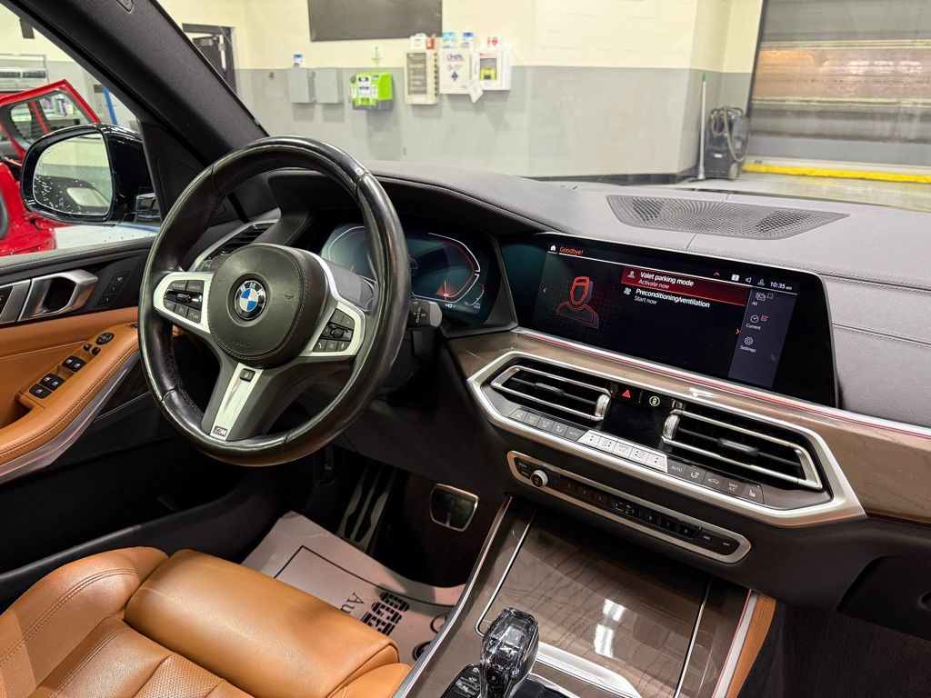 2022 BMW X5 xDrive40i 32