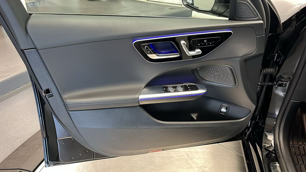 2022 Mercedes-Benz C-Class C 300 11