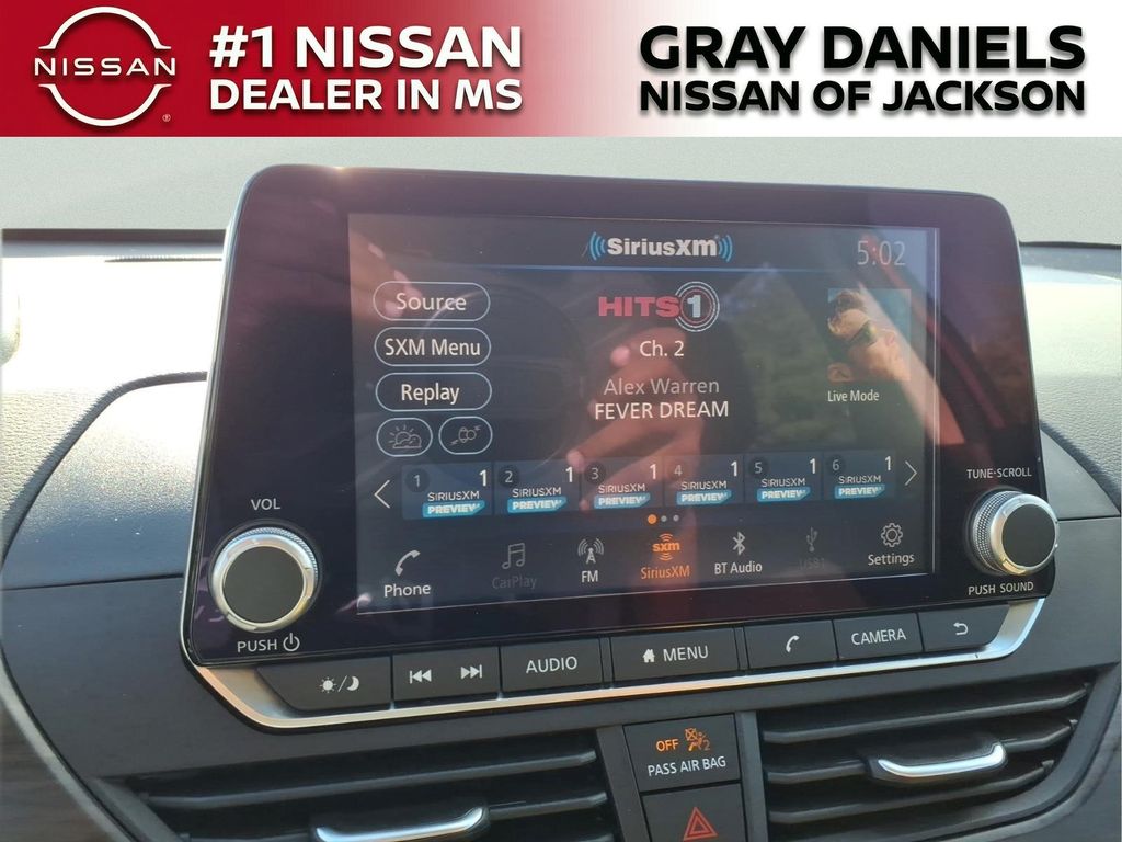 Used 2024 Nissan Altima Sedan