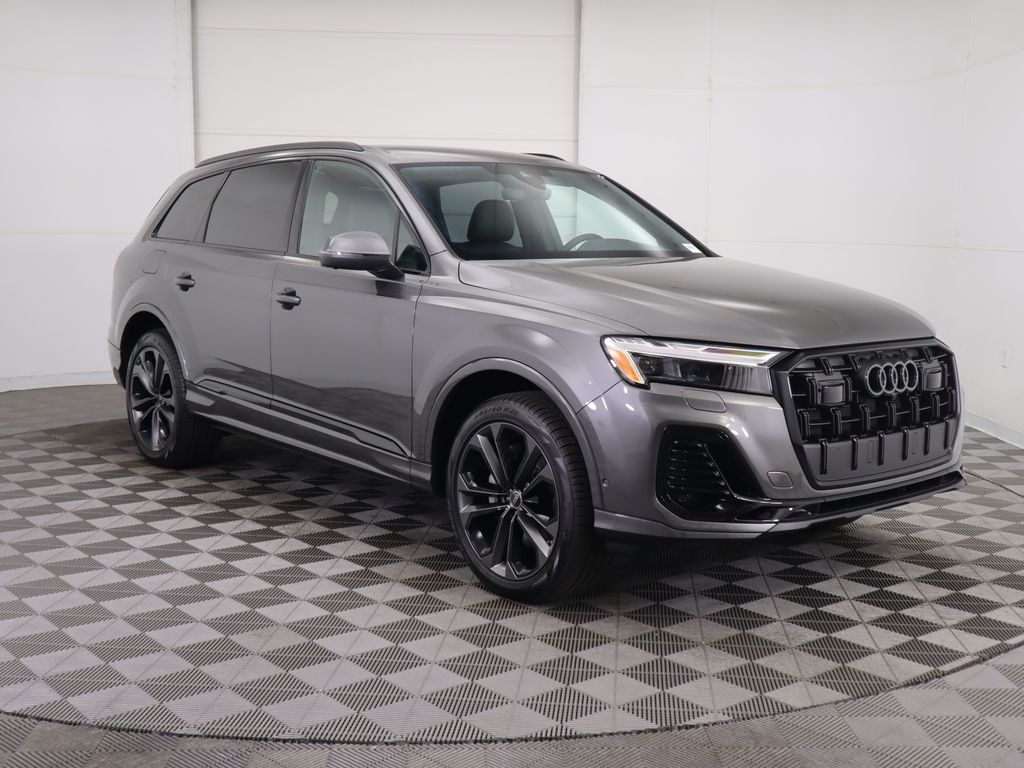 2025 Audi Q7  3