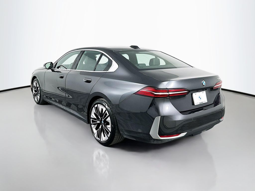 Thumbnail: 2024 BMW 5 Series - 7