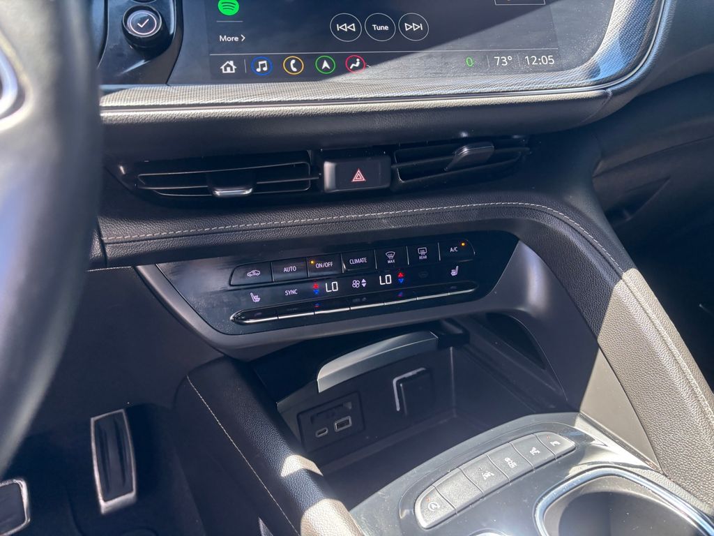 Used Car 2022 Buick Envision  Essence For Sale Under $30,000 In Austin, Texas