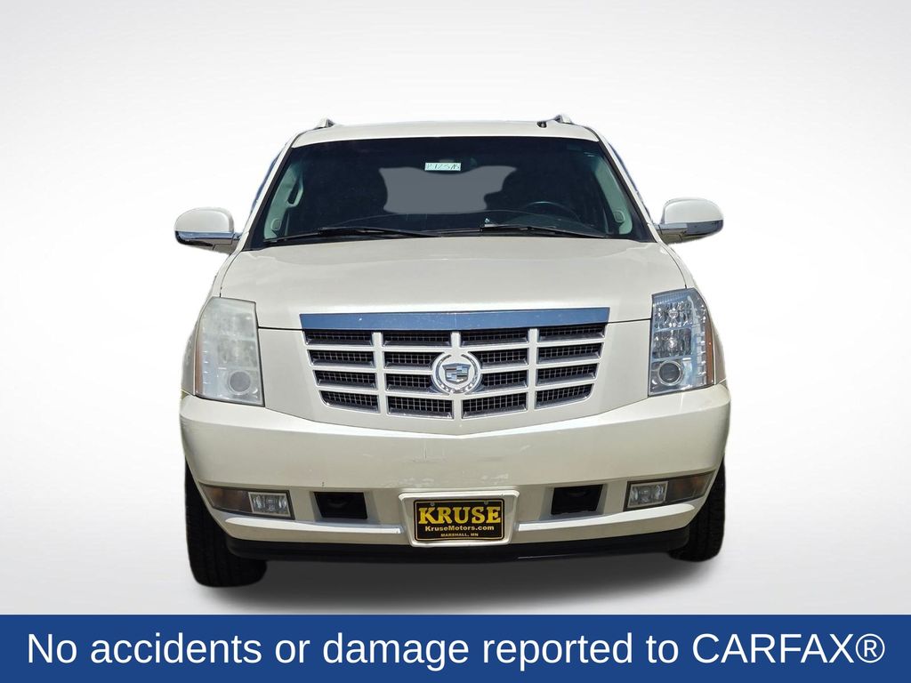 Used 2007 Cadillac Escalade ESV Base with VIN 1GYFK66847R412202 for sale in Marshall, Minnesota