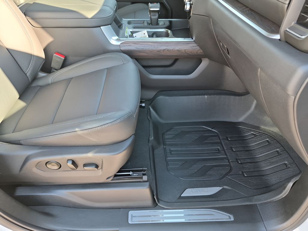 New 2026 White GMC SLT image 16