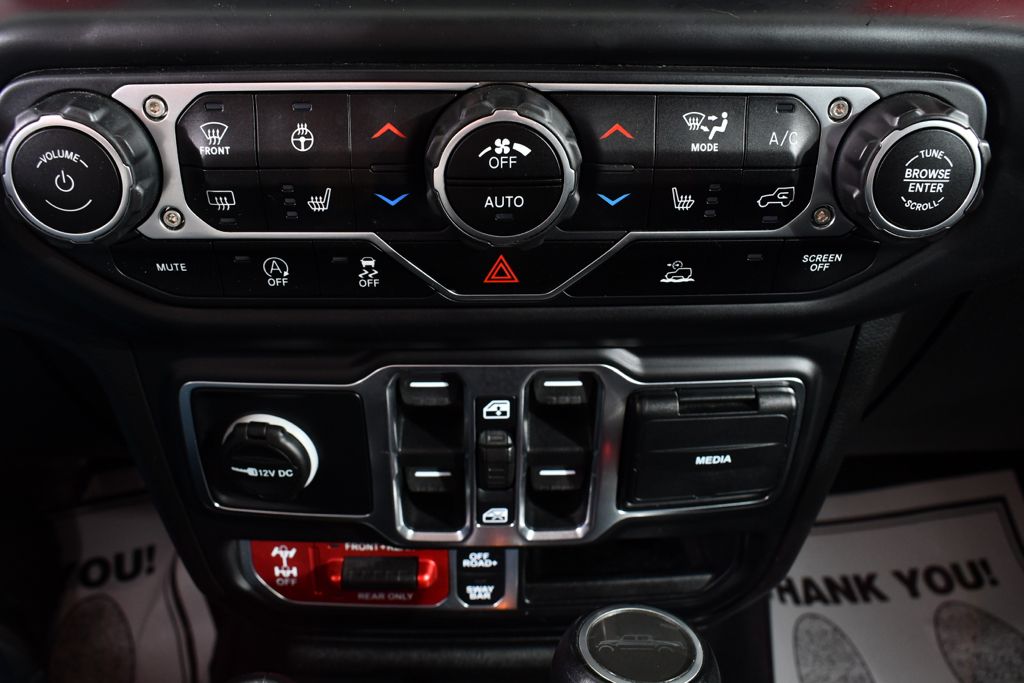 Used 2020 Black Jeep Rubicon image 27