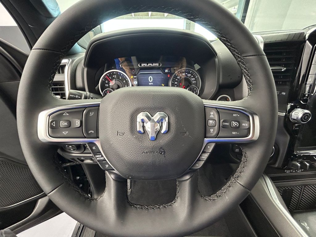 New 2026 Diamond Black Crystal Pearlcoat Ram Big Horn/Lone Star image 24