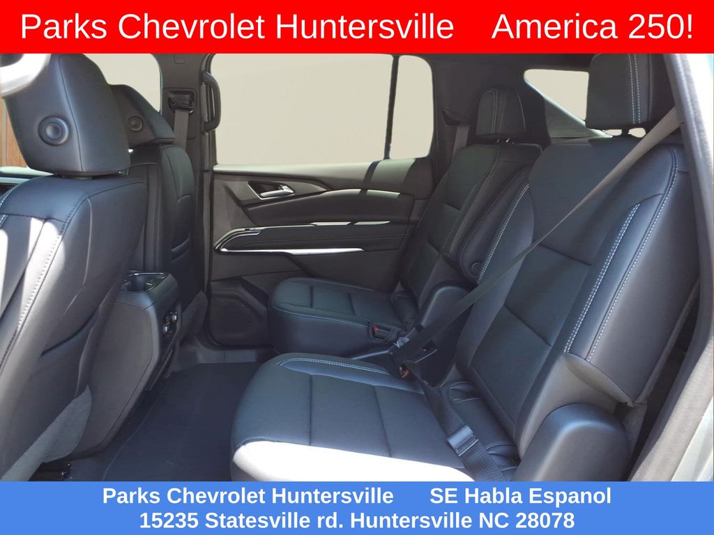 ChevroletTraverse24