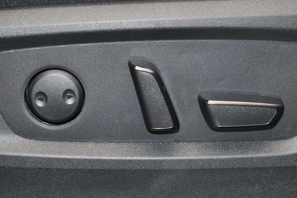 Thumbnail: 2025 Nissan Pathfinder - 27