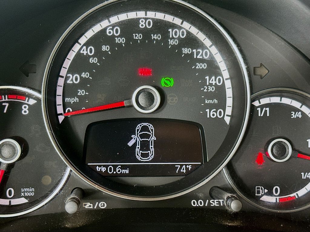 Used Car 2013 Volkswagen Beetle  2.5l For Sale Under $15,000 In Austin, Texas