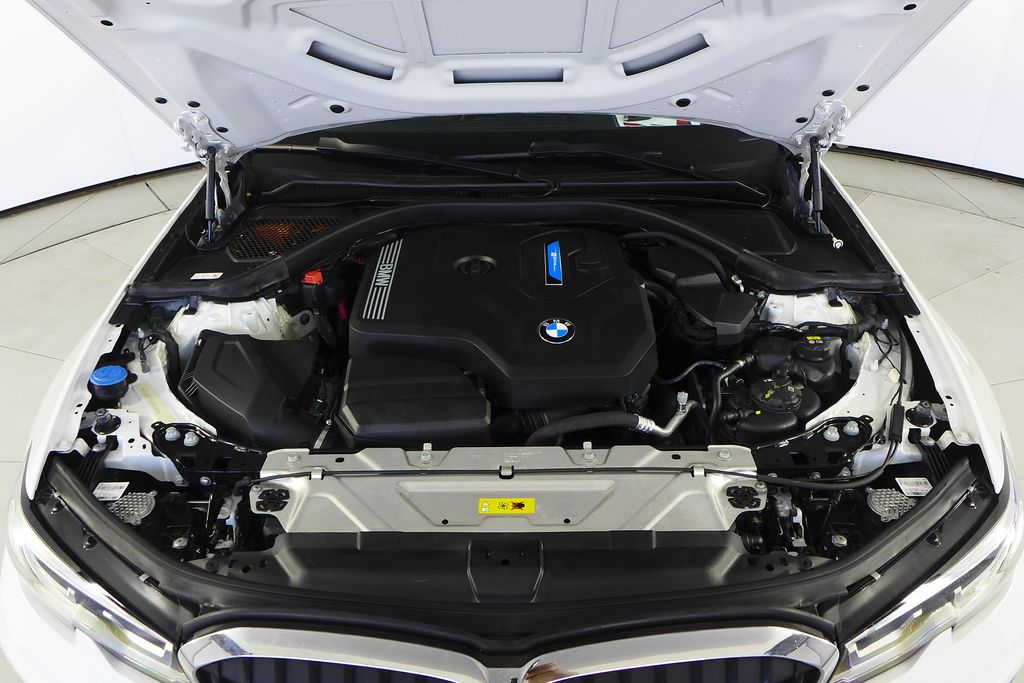 Thumbnail: 2021 BMW 3 Series - 6