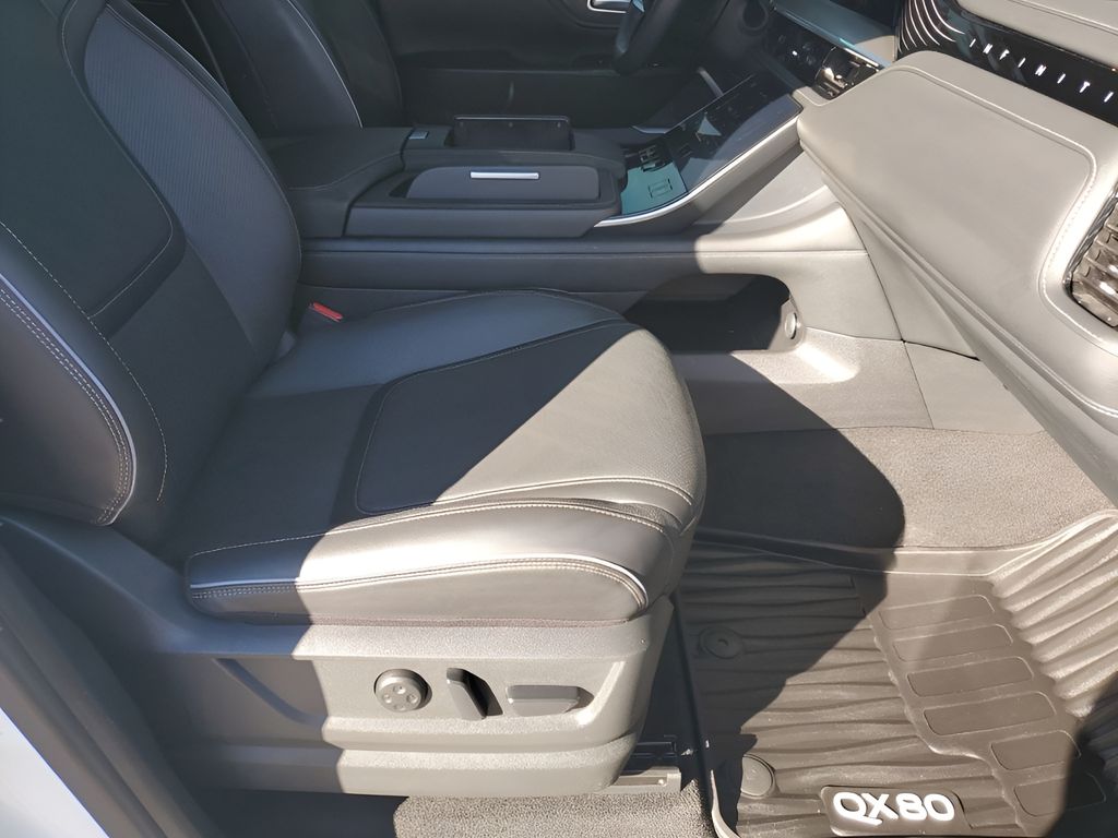 Used Car 2025 Infiniti Qx80  Luxe For Sale Under $80,000 In Austin, Texas