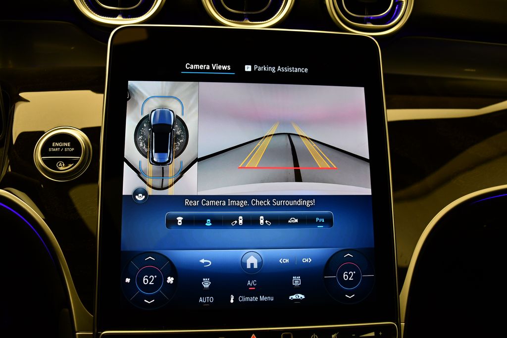 Thumbnail: 2025 Mercedes-Benz GLC - 27