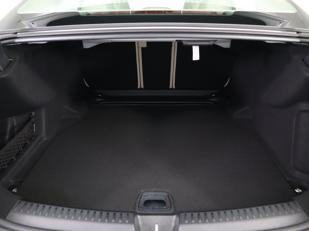 Thumbnail: 2025 Mercedes-Benz E-Class - 29