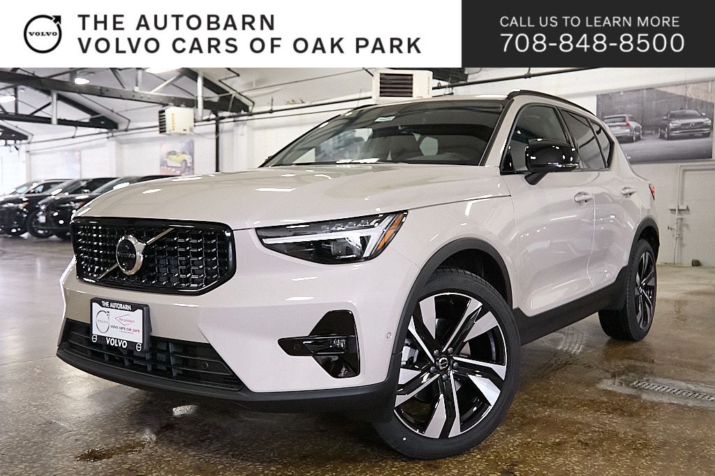 2026 Volvo XC40 B5 Ultra AWD