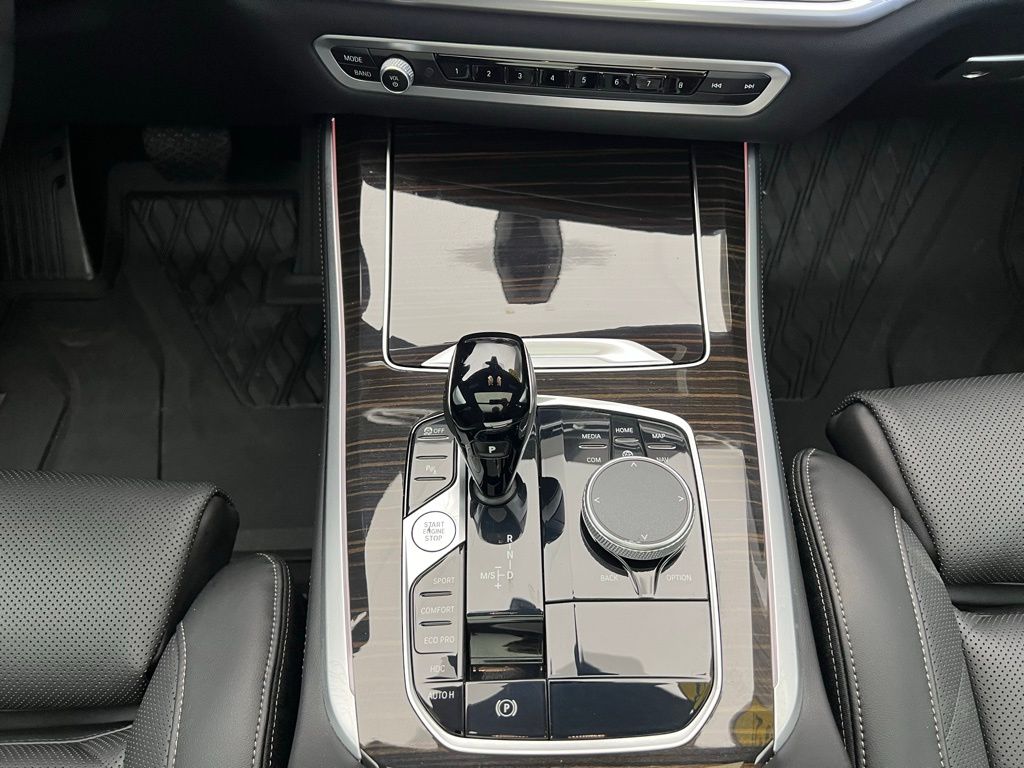 2023 BMW X5 xDrive40i 12