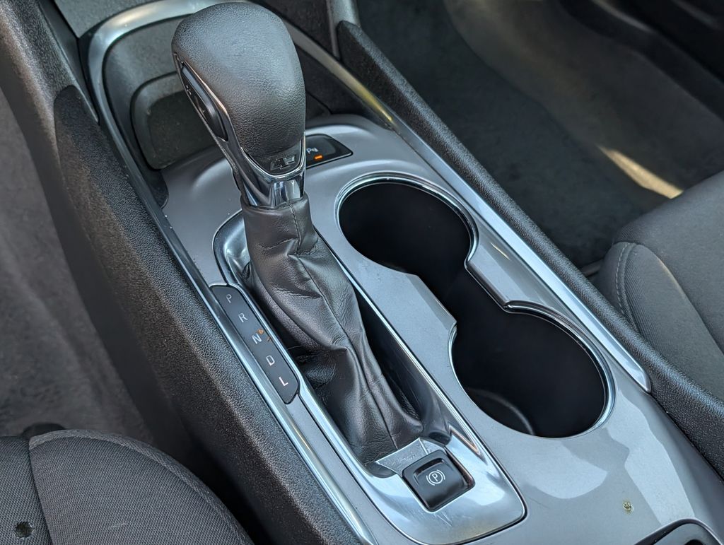 Used 2024 Chevrolet Malibu Sedan