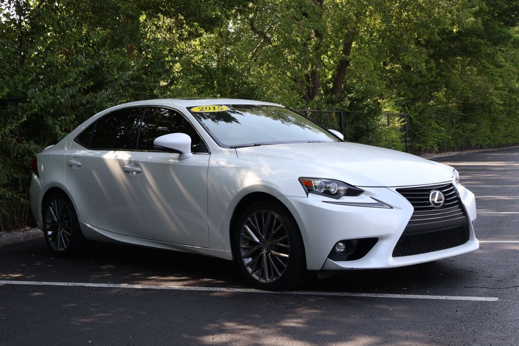 Thumbnail: 2015 Lexus IS - 11