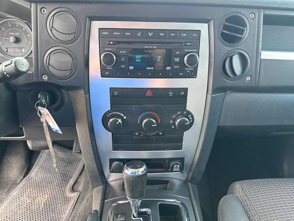 Used Car 2008 Jeep Commander  Sport For Sale Under $10,000 In Austin, Texas