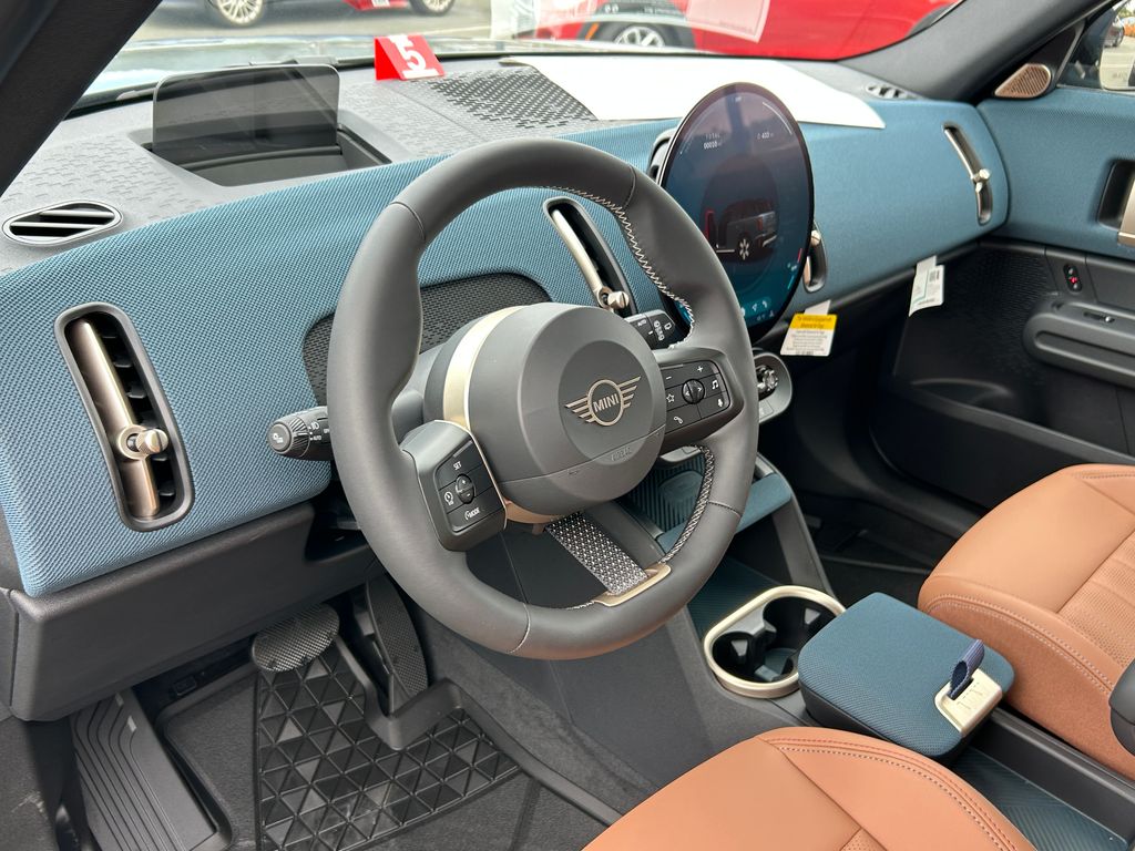 Thumbnail: 2027 MINI Cooper Countryman - 13