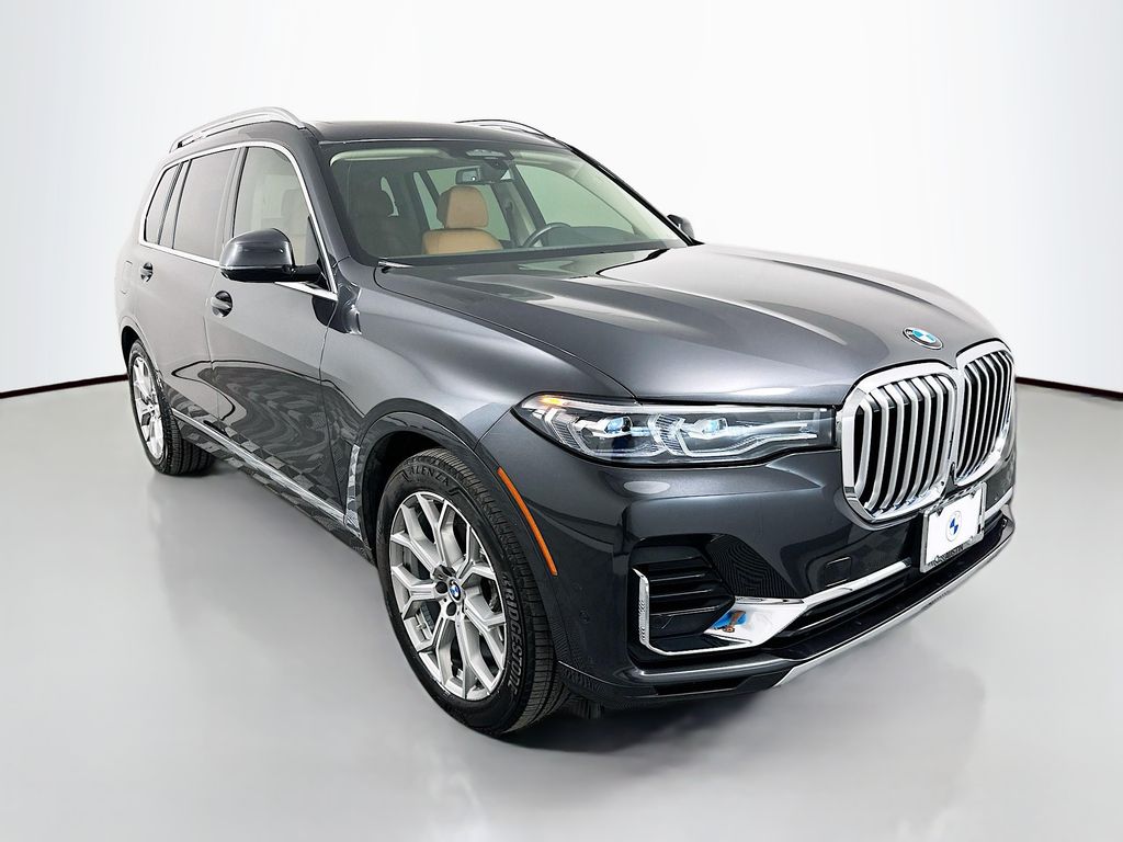 Thumbnail: 2021 BMW X7 - 3