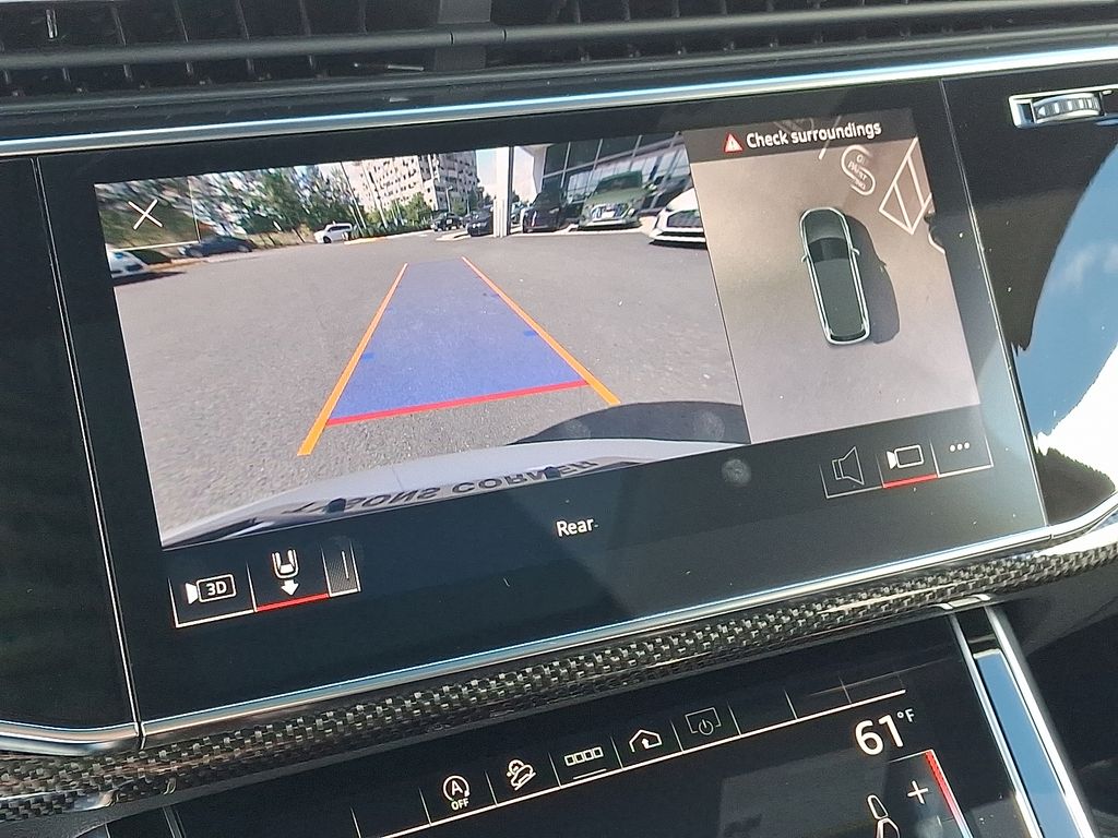 Thumbnail: 2023 Audi SQ7 - 18