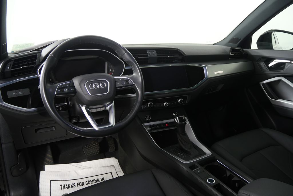 Thumbnail: 2022 Audi Q3 - 18