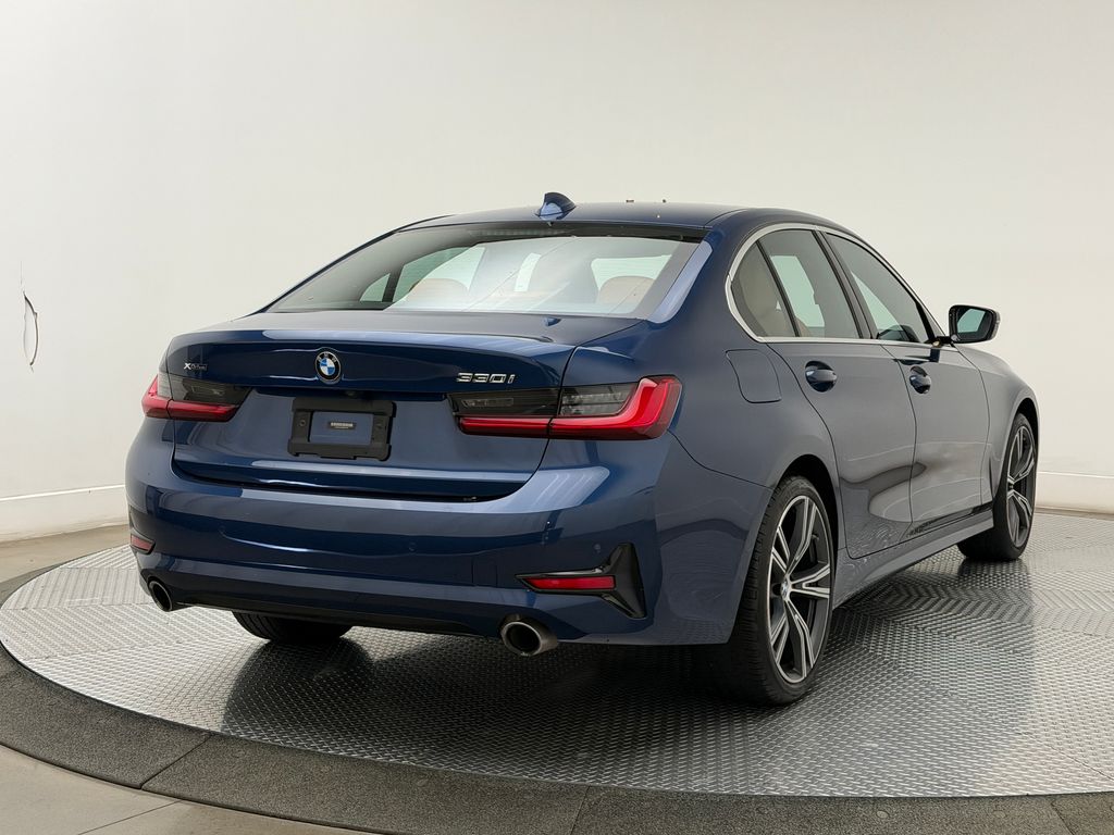 Thumbnail: 2021 BMW 3 Series - 7