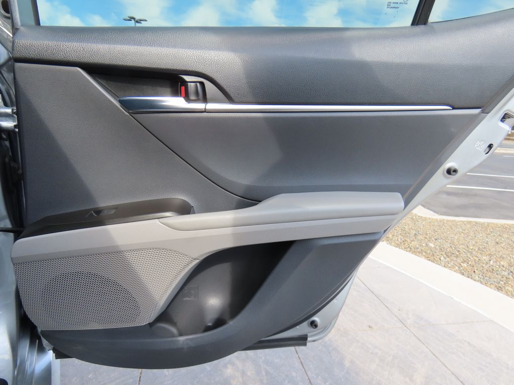 2022 Toyota Camry LE 25