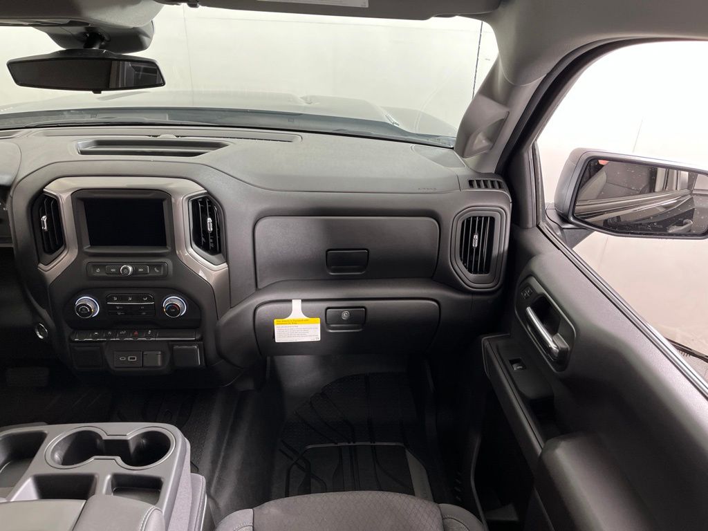 Thumbnail: 2026 Chevrolet Silverado 1500 - 18